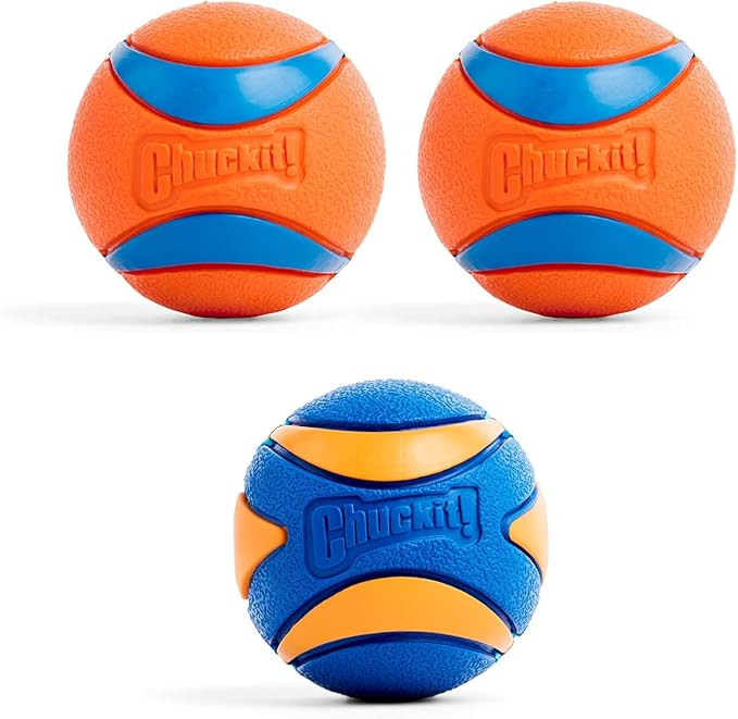 Chuckit! Ultra & Squeaker Ball Dog Toy - Medium Bouncy Fetch Balls for Dogs 20-60 lbs - Made from... | Amazon (US)