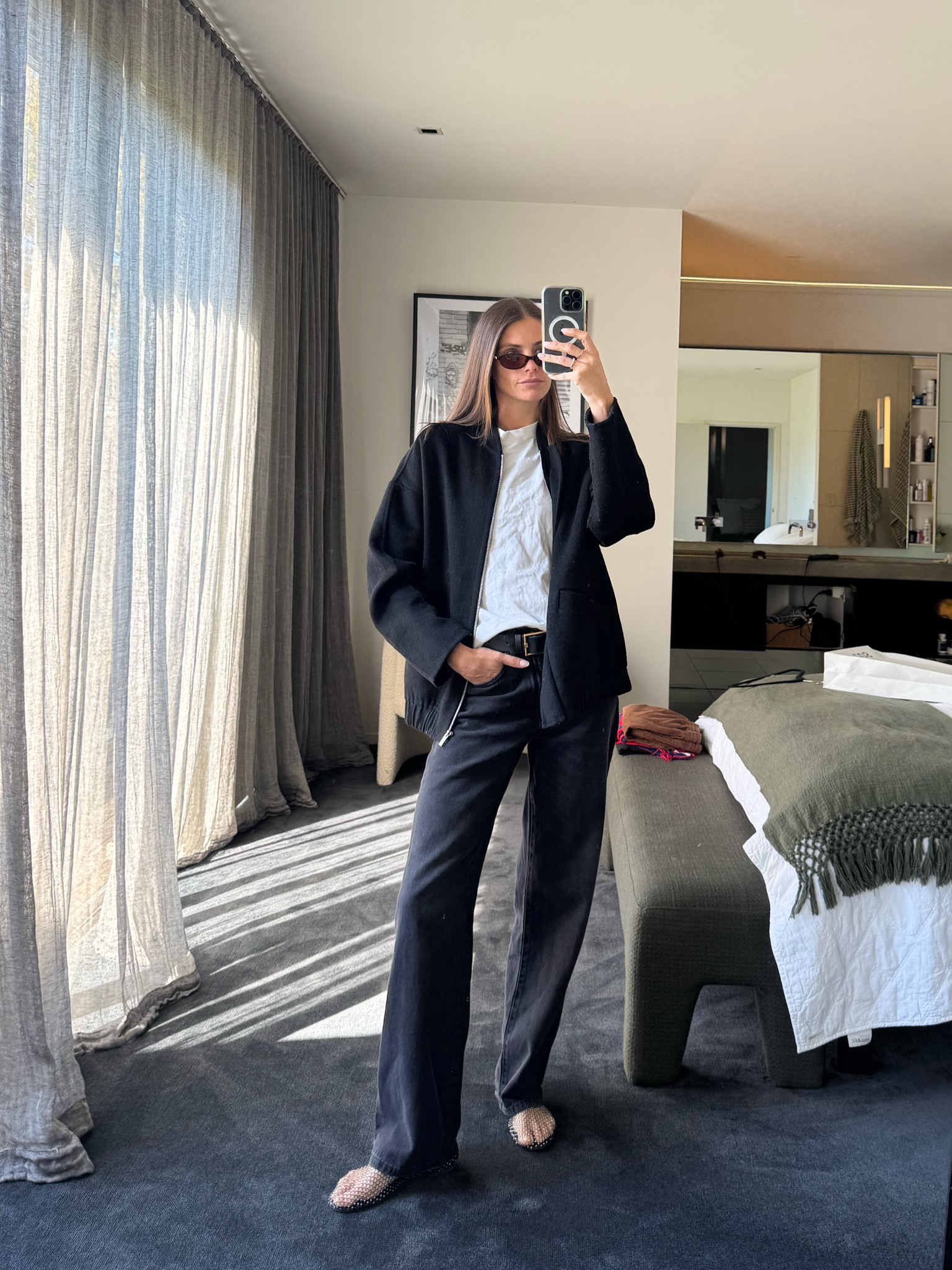 Styling my new cotton on jeans! 🖤
I’m 170cm for reference 
And a size 6 in both the jeans and jacket 🤍

#LTKaustralia #LTKstyletip #LTKsale