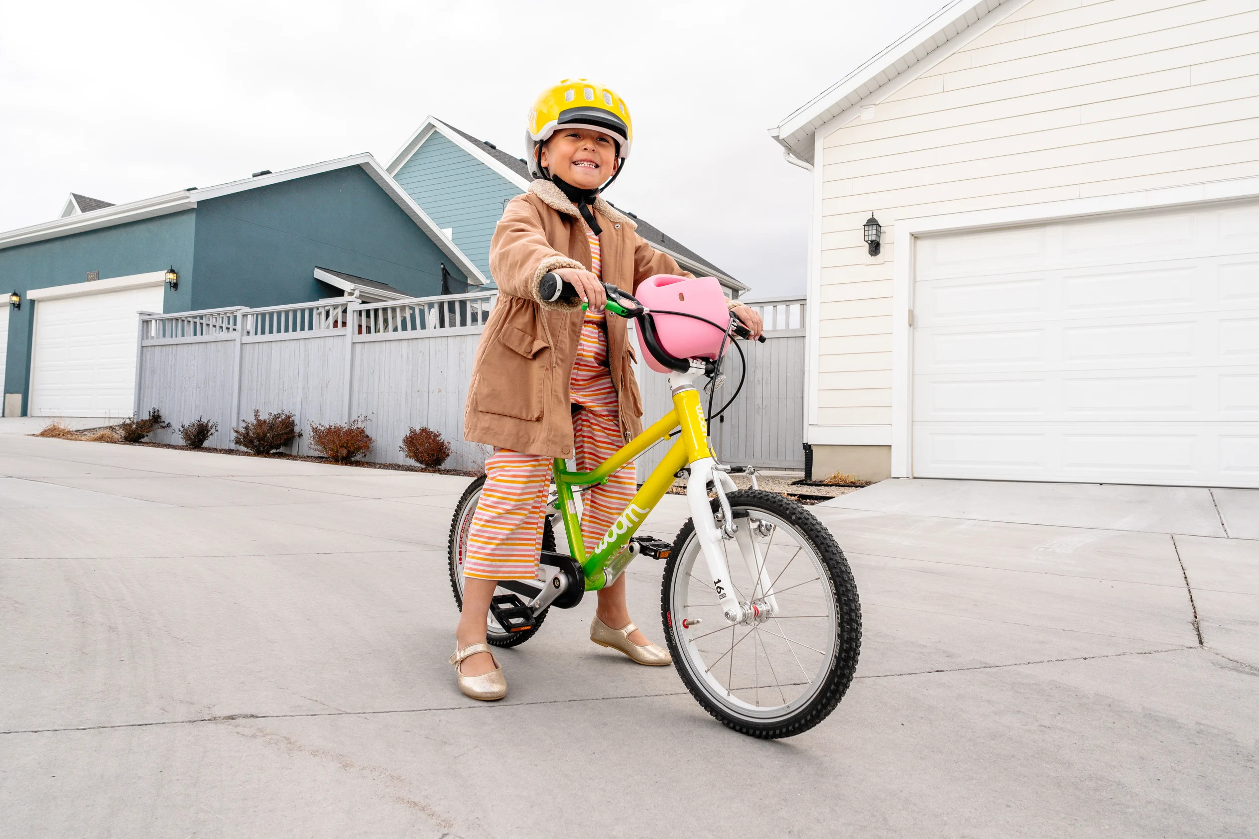 POP Kids Bike Basket | Soft Handlebar Bag | woom bikes USA
