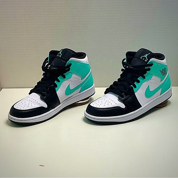 AIR JORDAN 1 MID 'TROPICAL TWIST' | Poshmark