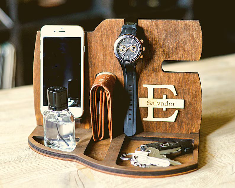 Personalized Holiday Gift for Him Wooden Phone Stand Docking - Etsy | Etsy (US)