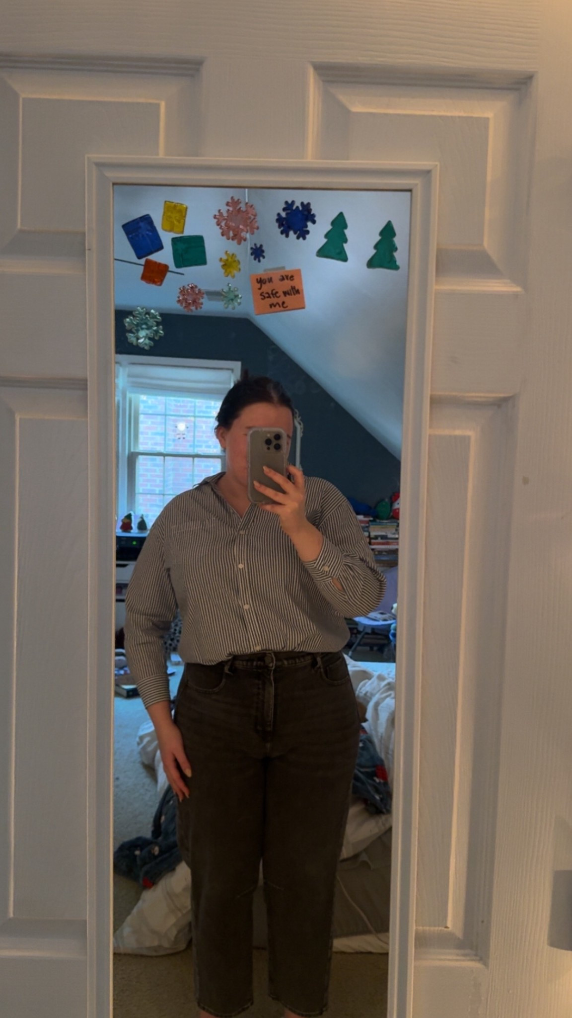 business casual 
#denim #buttondown #work 

#LTKootd