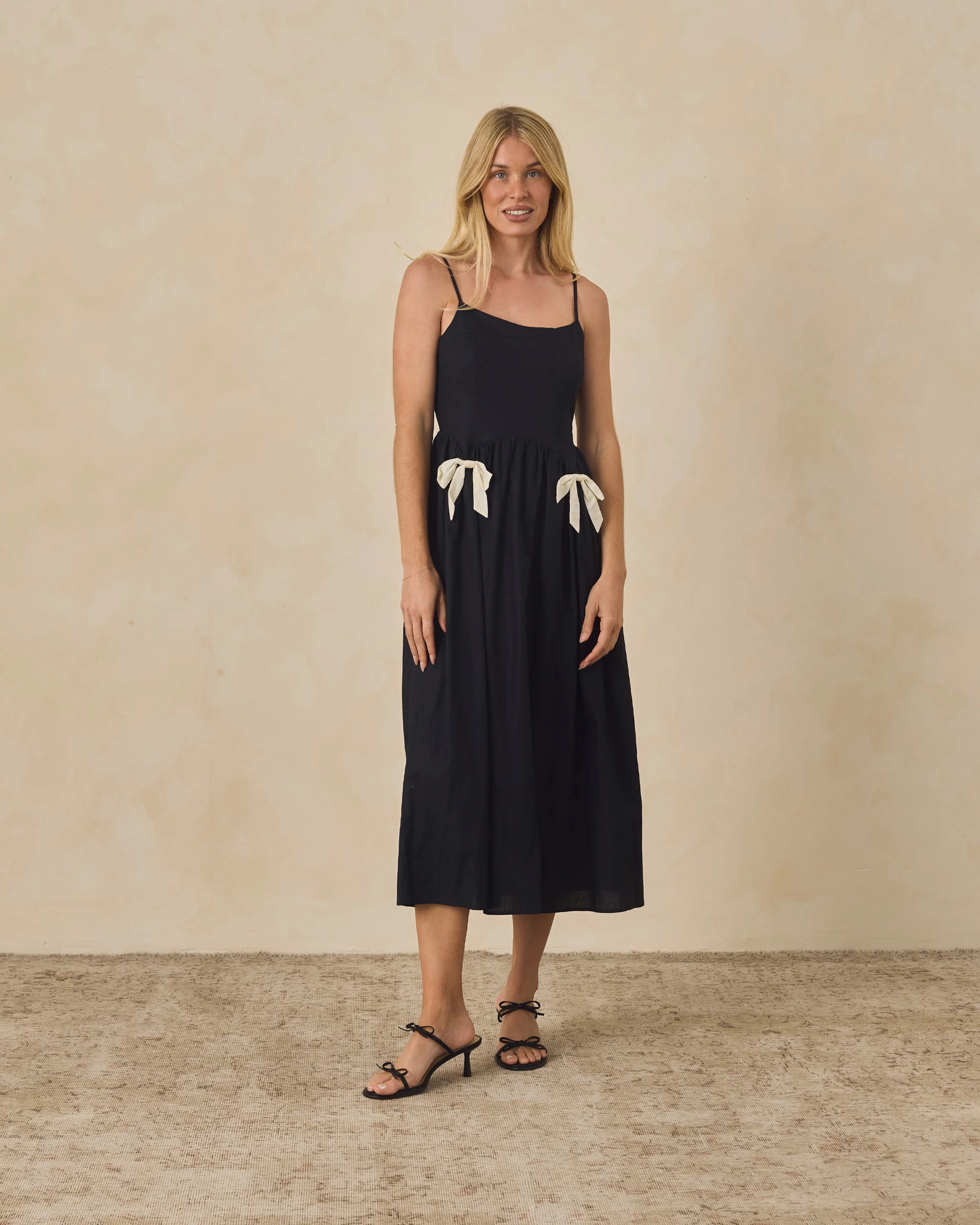 Beatrice Dress | Black | Rylee + Cru