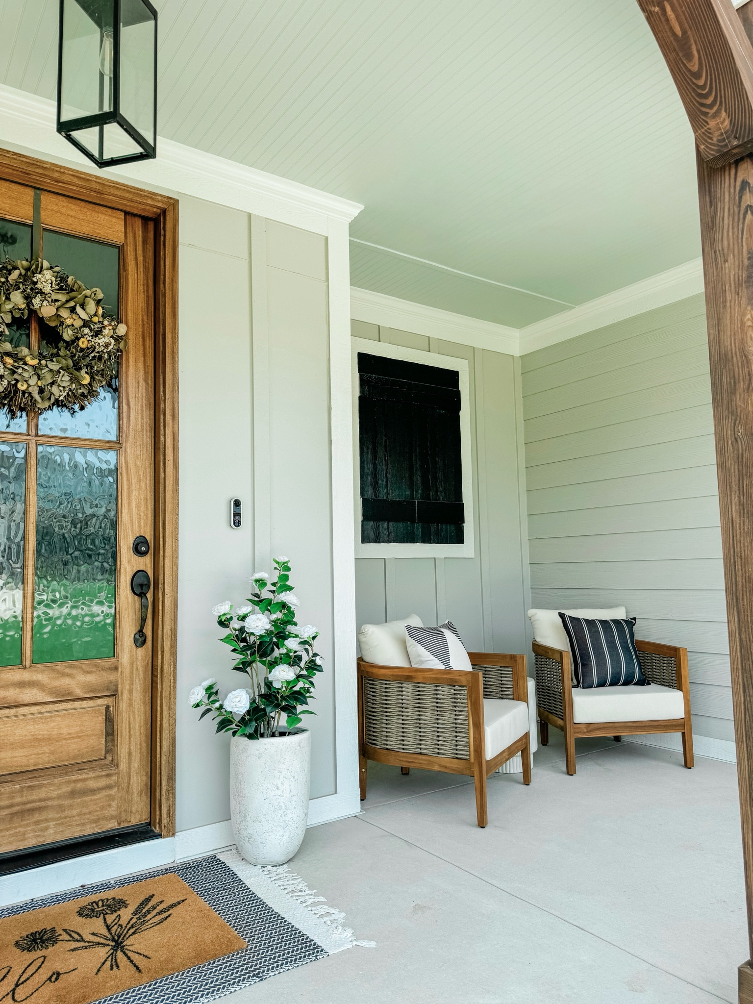 Front Porch Refresh 

Outdoor chairs, front porch decor, outdoor decor, outdoor furniture, outdoor pillows, front porch wreath, porch mat, planters, faux tree, outdoor faux plants, conversation set, target chairs, outdoor porch decor

#LTKFamily #LTKHome #LTKStyleTip