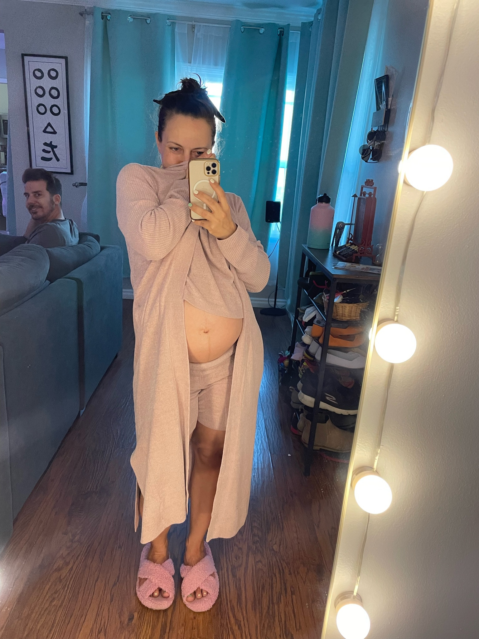 This set from Barefoot Dreams feels like a fresh cotton candy, it’s so soft and cozy, looking forward for my postpartum recovery in this and in general it’s like wearing a cloud. 

#LTKBump #LTKFamily #LTKStyleTip