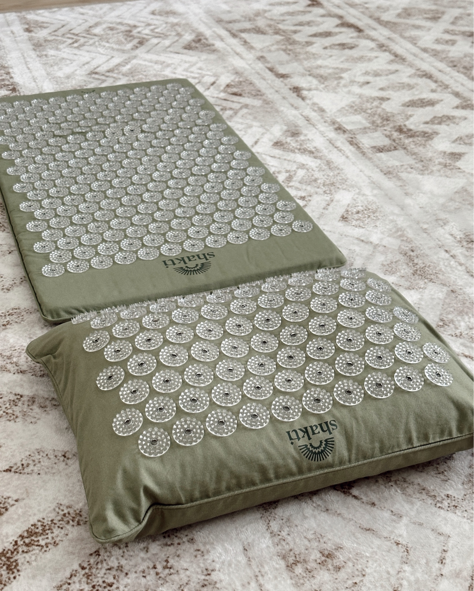 Acupressure therapy 🫶🏻 #wellness #health

#LTKActive