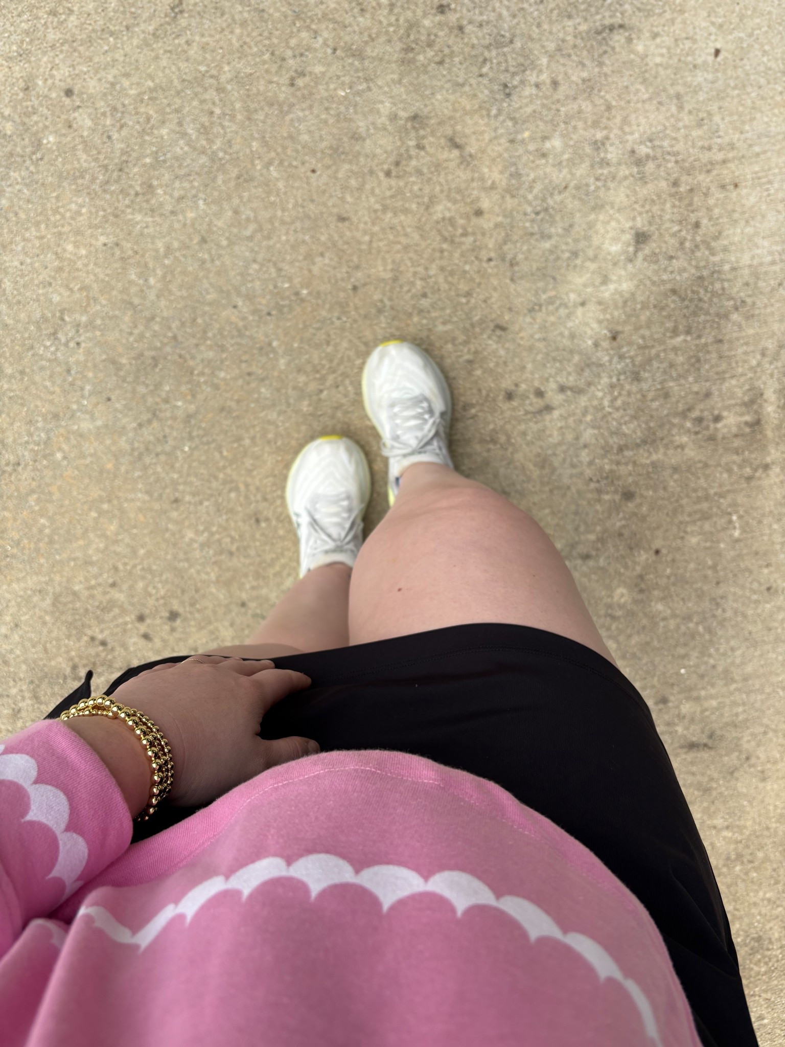 #midsize #midsizepostpartum
Postpartum I elevated basics | elevated everyday style | mid side fashion | mom friendly summer style | summer style essentials | summer sandals I postpartum summer outfit ideas