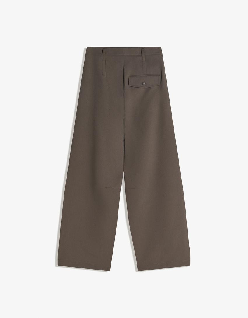 Barrel trousers with pleats - Women | Bershka GB