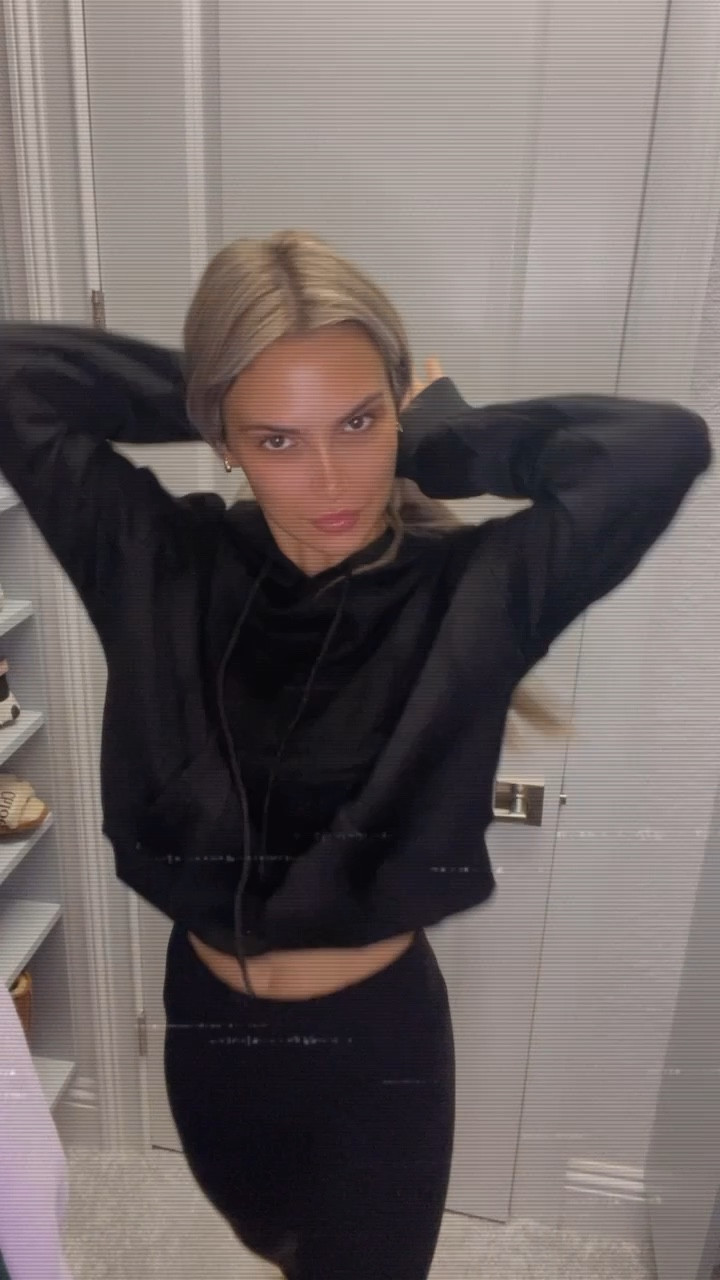 Florida winter is in full effect over here gals ❄️ 

#LTKfitness #LTKHoliday #LTKCyberWeek