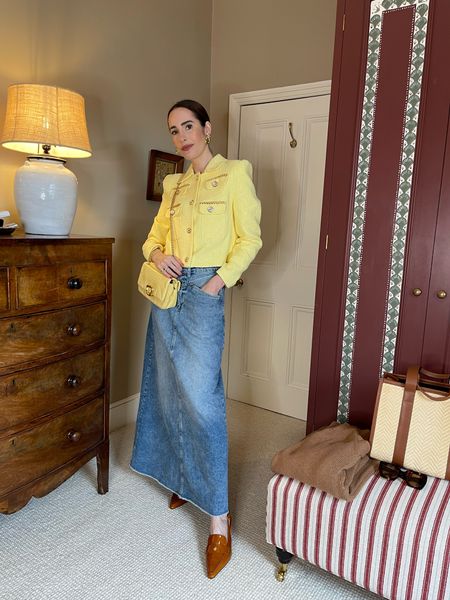 One skirt two ways - check out my newest post to see the other look 💛

#denimmaxiskirt #bouclejacket #yellowjacket #springfashion #workwear 

#LTKworkwear #LTKunder100 #LTKstyletip