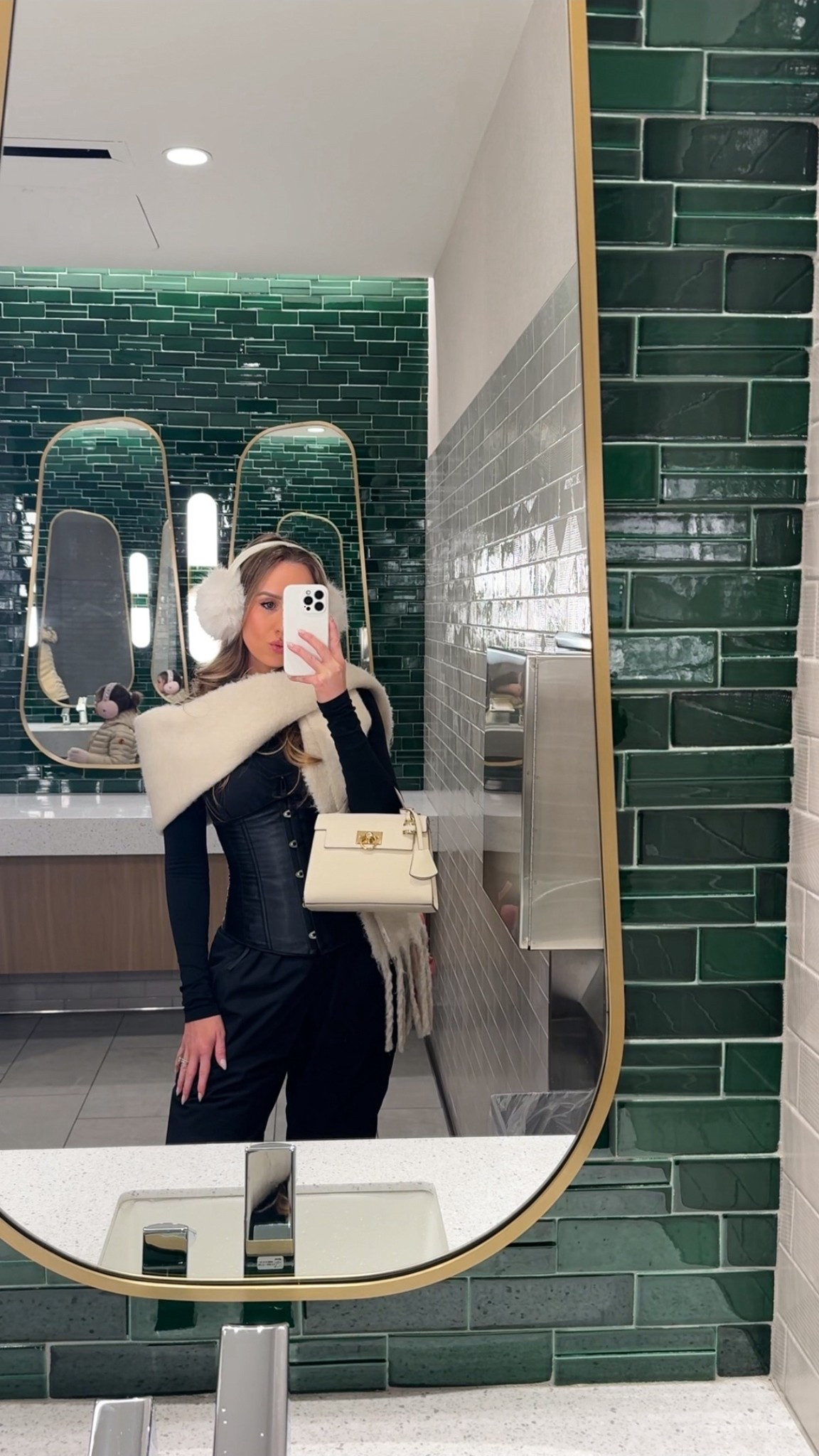 Snow outfit 

#LTKSeasonal #LTKootd