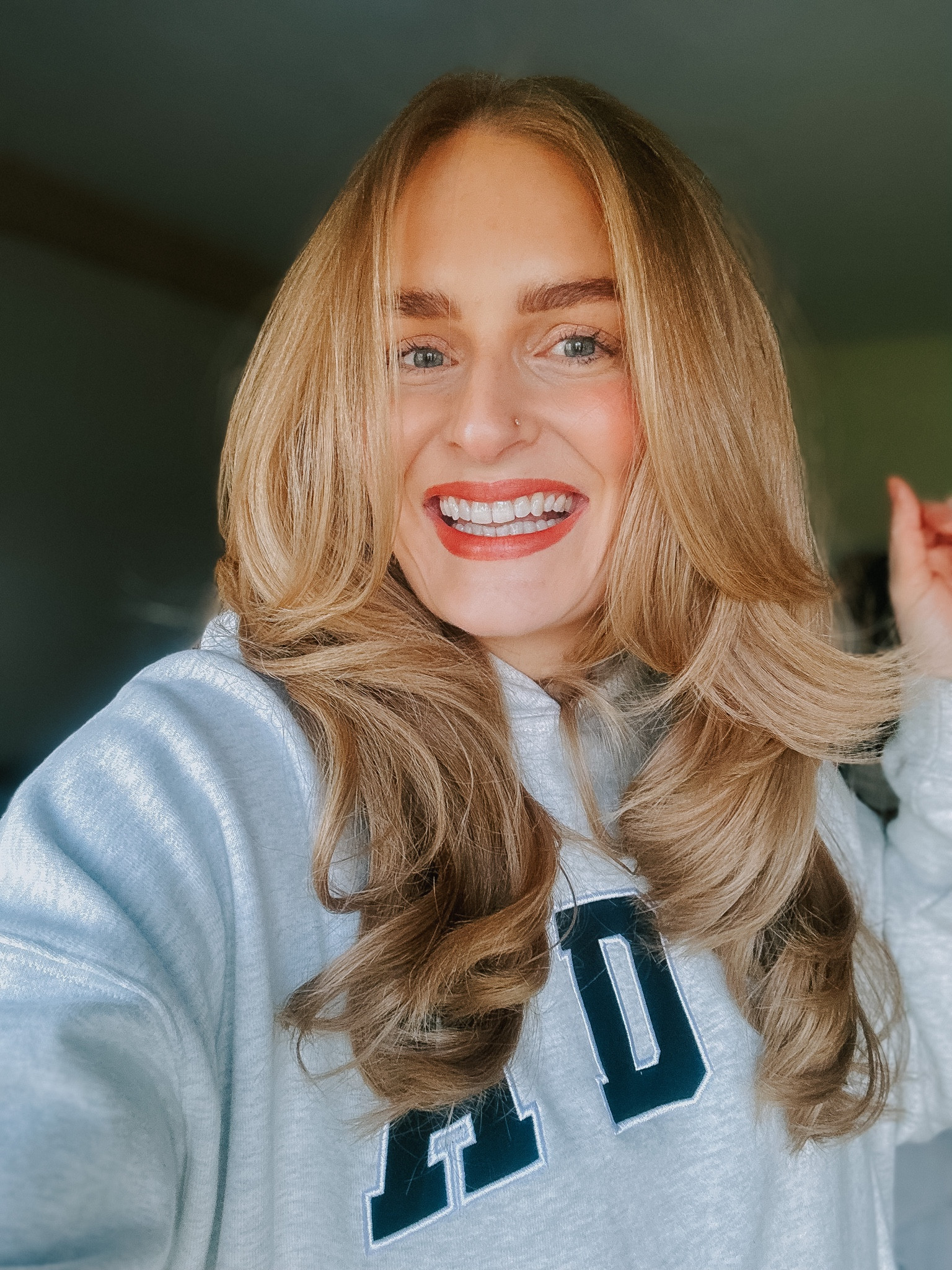 At home bouncy blowdry! Shark beauty styler and rollers. Hair wash day! 

Bouncy curls new hair day curly hair 

#LTKeurope #LTKbeauty