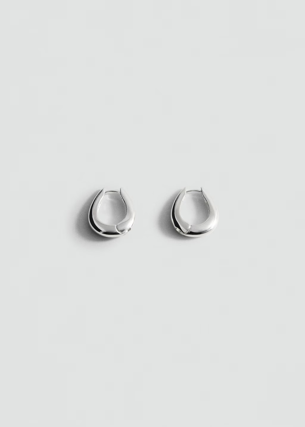 Volume hoop earrings silver - Woman - One size - MANGO | Mango (US/MX/AU)