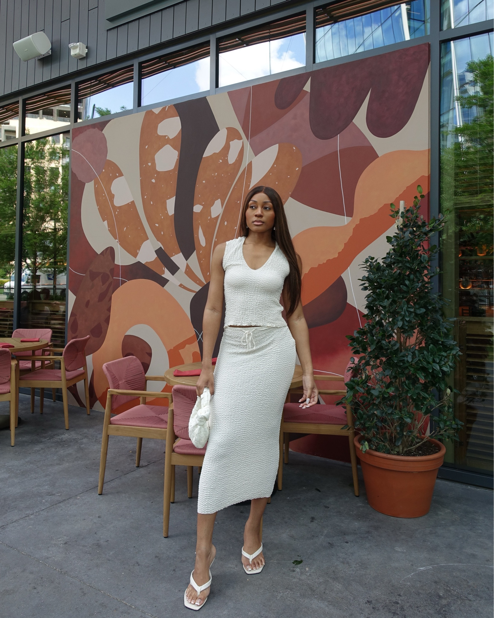 brunchin☁️

top: @Zara 
skirt: @Zara 

#LTKootd #LTKTall #LTKfoodie