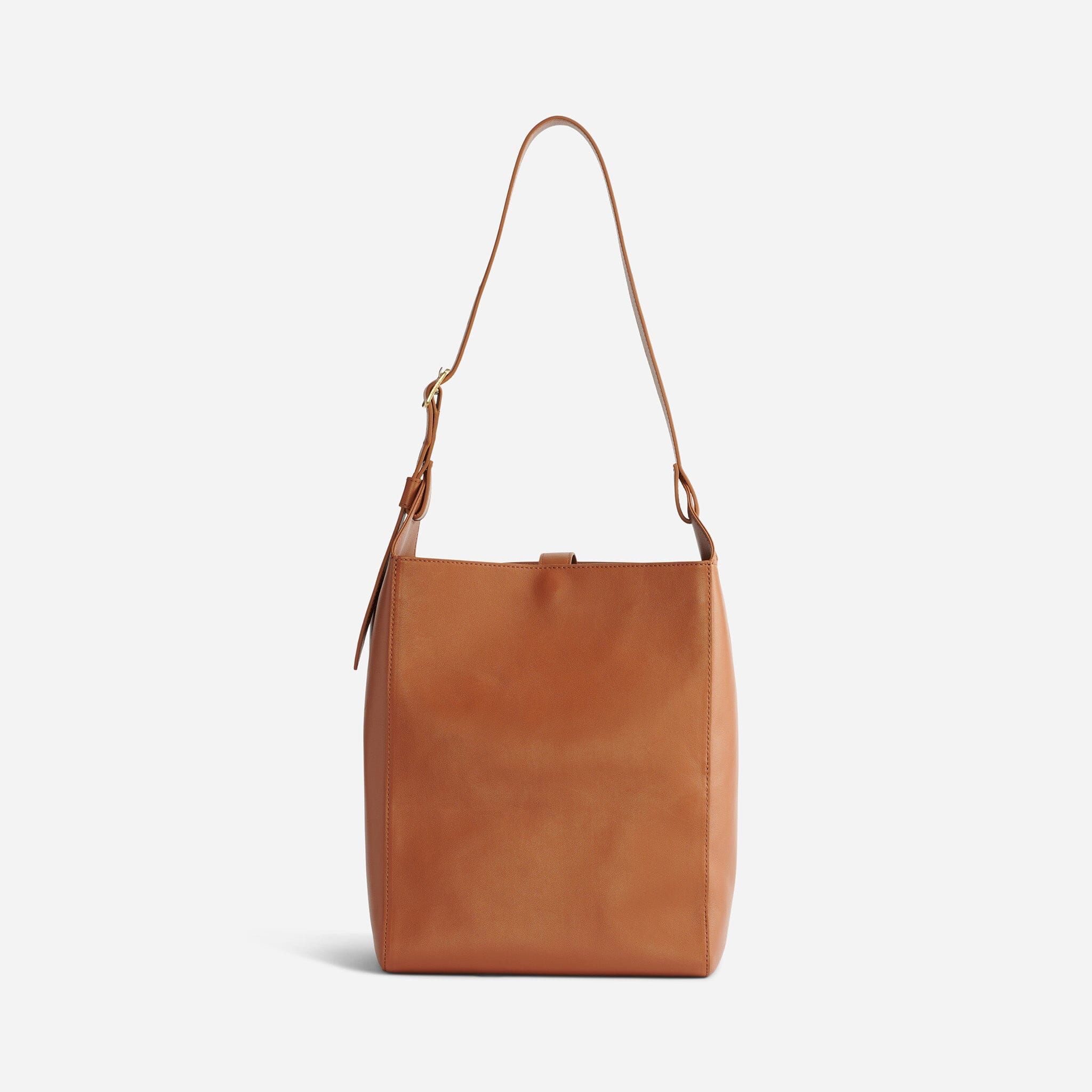 Cecilia Go-To Shoulder Bag | Nisolo