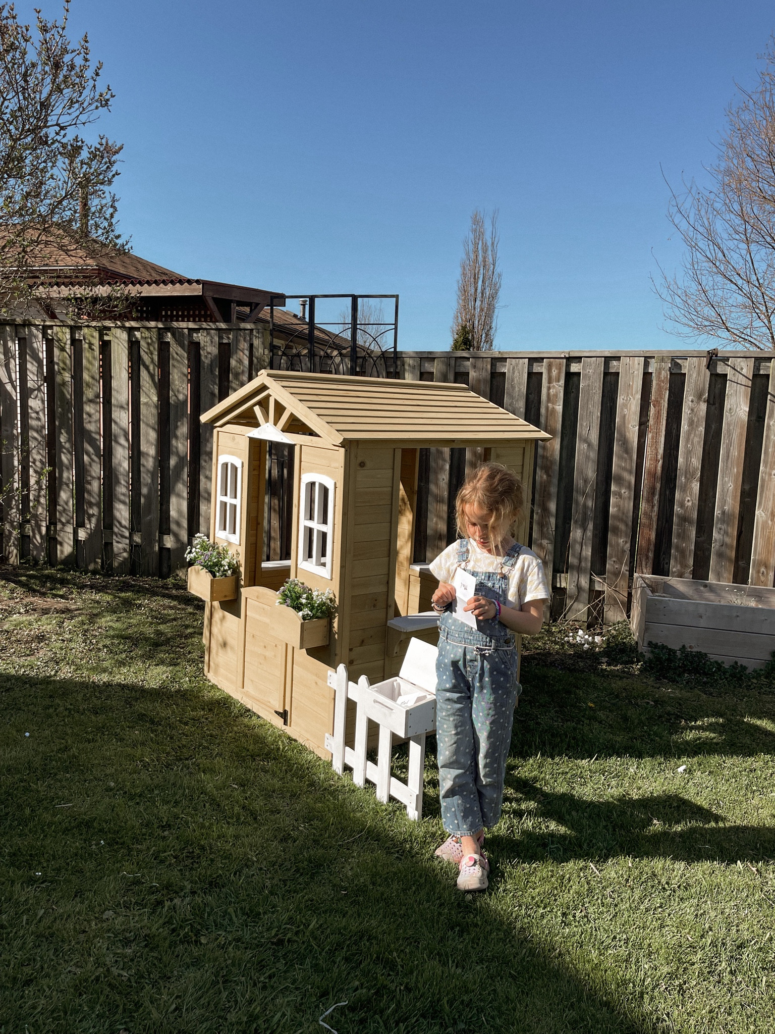 Our outdoor space needed a little refresh, but this time for the kids! We spend so much time outside and see it as an extension of our home, so with the weather warming up, we went online to @wayfaircanada to shop their amazing selection of outdoor products! 

They have so many amazing things it was hard to choose, but we grabbed this adorable (and affordable) wooden playhouse for the kids! It has flower boxes, a mailbox and a bench for snack time!

#Ad, #WayfairCanada, #WayfairCAHome