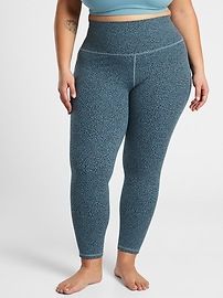 Salutation Stash Pocket II Textured 7/8 Tight | Athleta