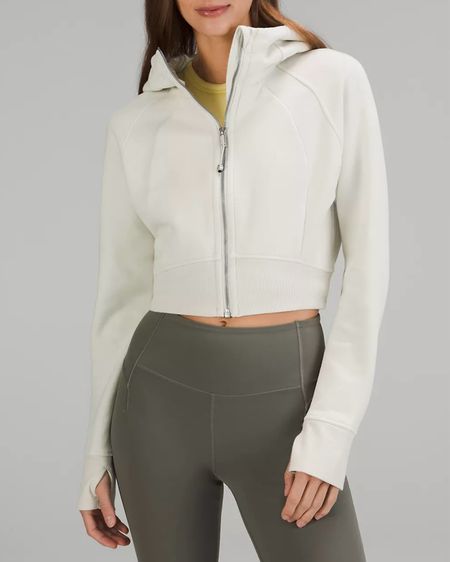 Lululemon Hoodie 
Lululemon Outfit 
Lululemon Fashion 
Lululemon Spring Fitness 
#LTKfitness