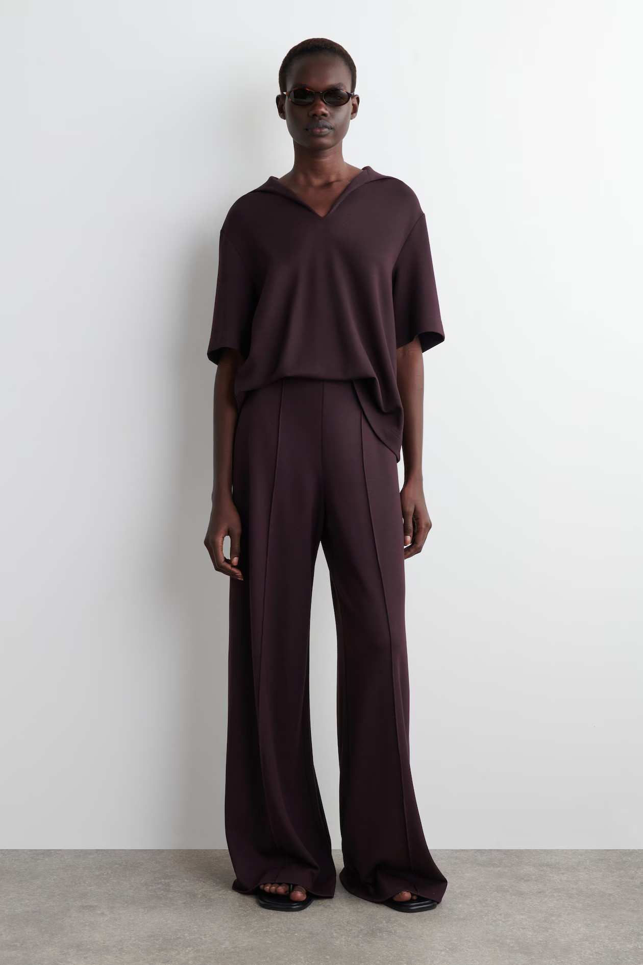 MODAL WIDE-LEG TROUSERS - BURGUNDY | COS EE | COS (EU)