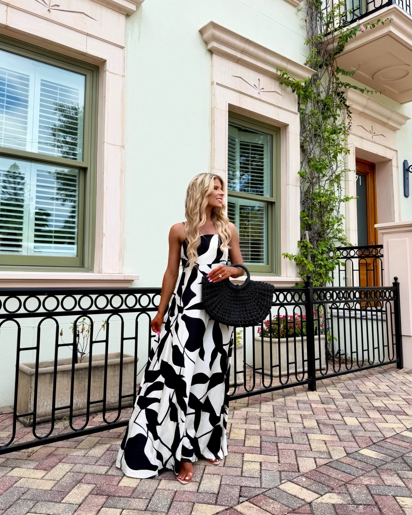 Vacation Dress or Summer Maxi Dress from @Cupshe 

Use code: SNP15 for $70+ orders

Summer dress, tropical dress, flowy dress, resort dress, resortwear, beach dress

#LTKootd #LTKTravel #LTKSaleAlert