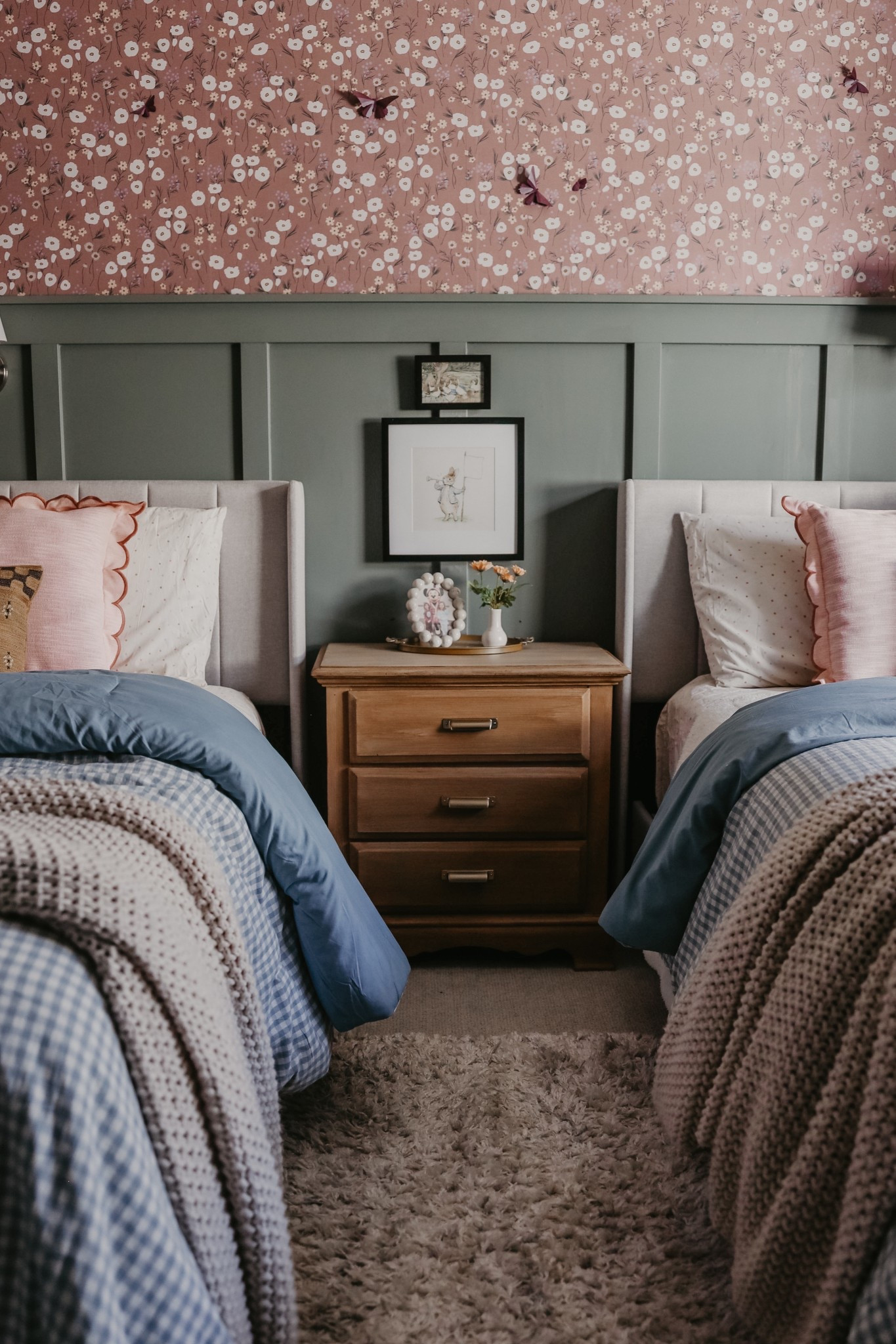 Made over this cute nightstand and I love it! 

#LTKHome