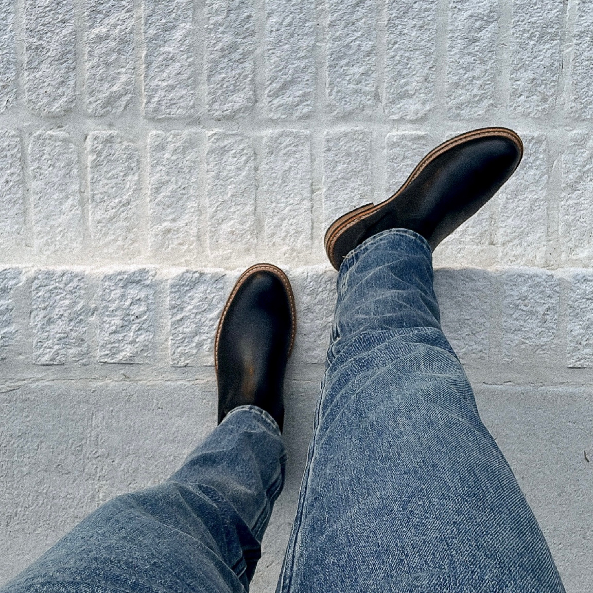 denim & Chelsea boots 

#LTKshoecrush