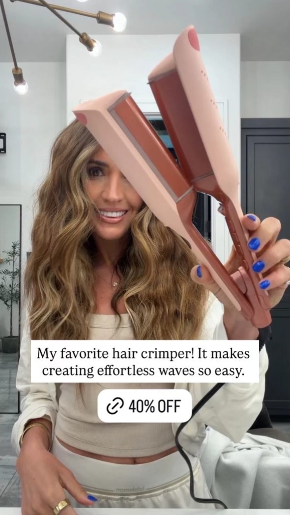 My fave crimper!

Wavy Talk, Amazon finds, crimper, hair tool, hair, beauty