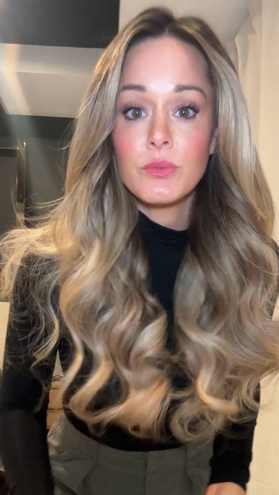 #GRWM #GLAMmakeup #nightoutmakeup #over40makeup

#LTKBeauty #LTKStyleTip #LTKOver40