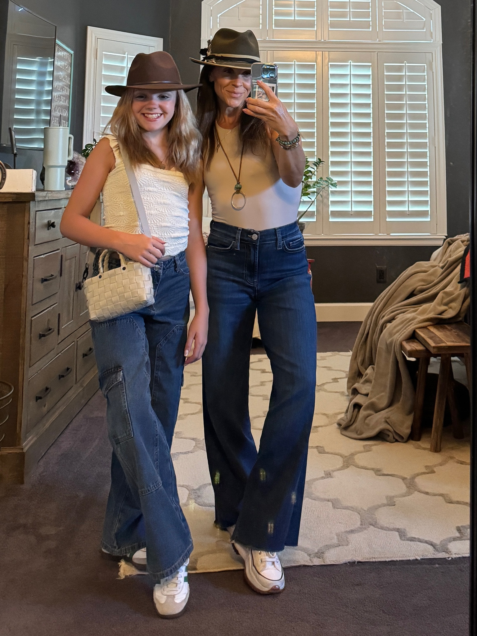absolute FAVORITE jeans 🤩

#LTKStyleTip #LTKOver40 #LTKTravel