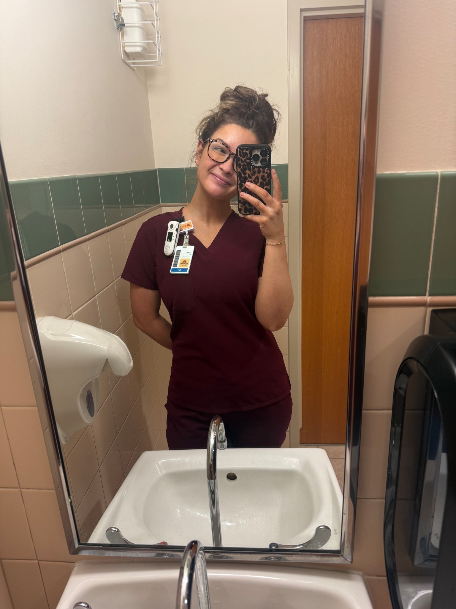 On the job with my Figs scrubs ❤️‍🩹👩�nuts

#LTKActive #LTKWorkwear