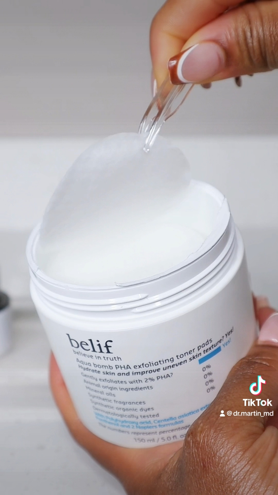 Self care is THEE best care! 

@belifusa gifted me their amazing aqua bomb PHA toner pads! I’ve talked about this is many times! This product is amazing! You think you’ve cleaned your face? Think again! Even after waking your face it removed residual dirt and grime. It hydrates skin and improved skin texture! 😍

ʟɪᴋᴇ ᴛʜɪᴤ? ʟɪɴᴋ ɪɴ ᴍʏ ʙɪᴏ! 💋

#belif #belifaquabomb #belieftonerpads #skincare #skincareroutine #toner #tonerpads #cleanskin #selfcare #blackgirlcreate #chicagocreator #blackgirlskincare 

#LTKfindsunder50 #LTKbeauty