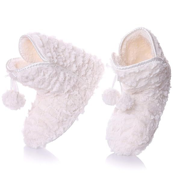 RONGBLUE Womens Christmas Faux Fur Slipper Boots Soft Warm Fuzzy Sherpa Lining Winter House Indoo... | Amazon (US)