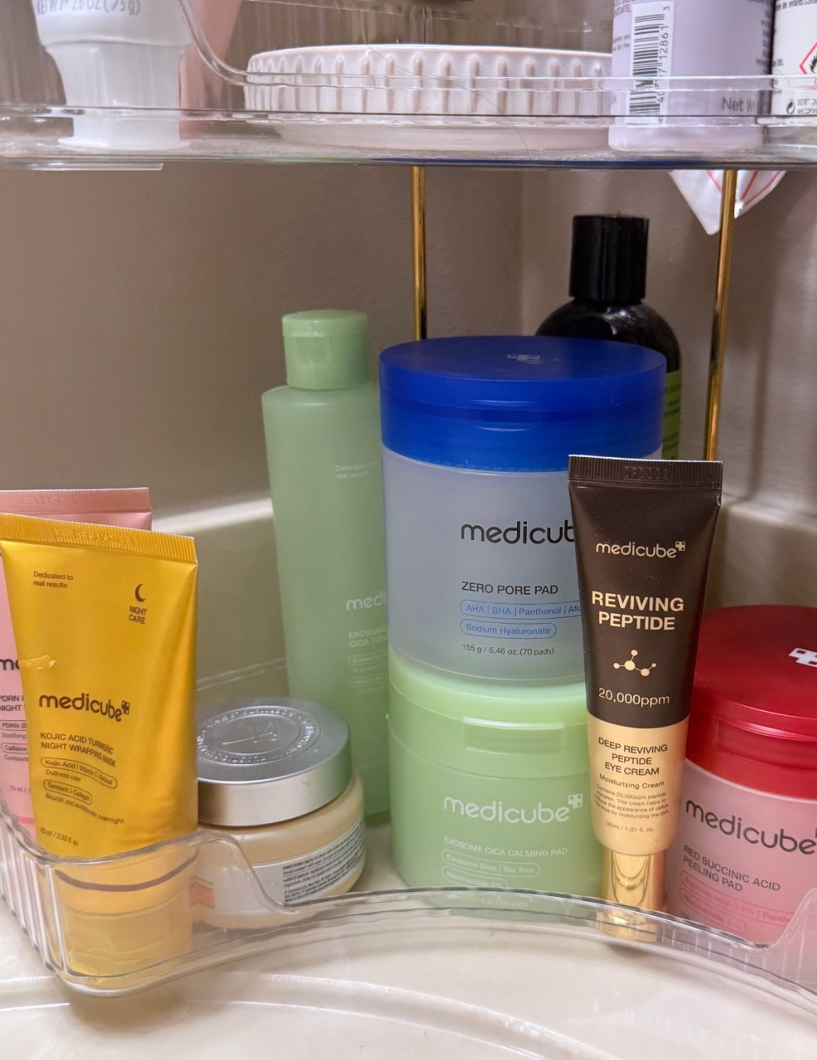 my fav skincare products on sale just in time to refill some of my empties !!! 

as someone with acne prone, sensitive skin…these products have done WONDERS for me

#LTKSaleAlert #LTKU #LTKselfcare
