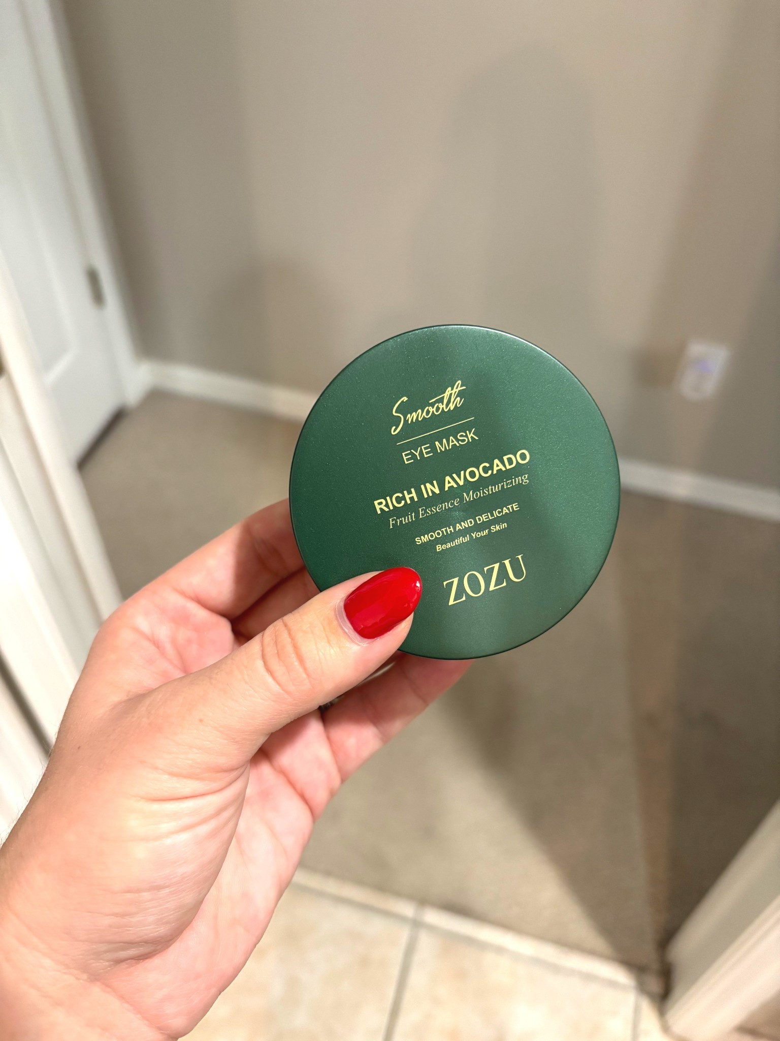 Thin hydrating eye patches 🥑

#LTKmorningroutine #LTKBeauty