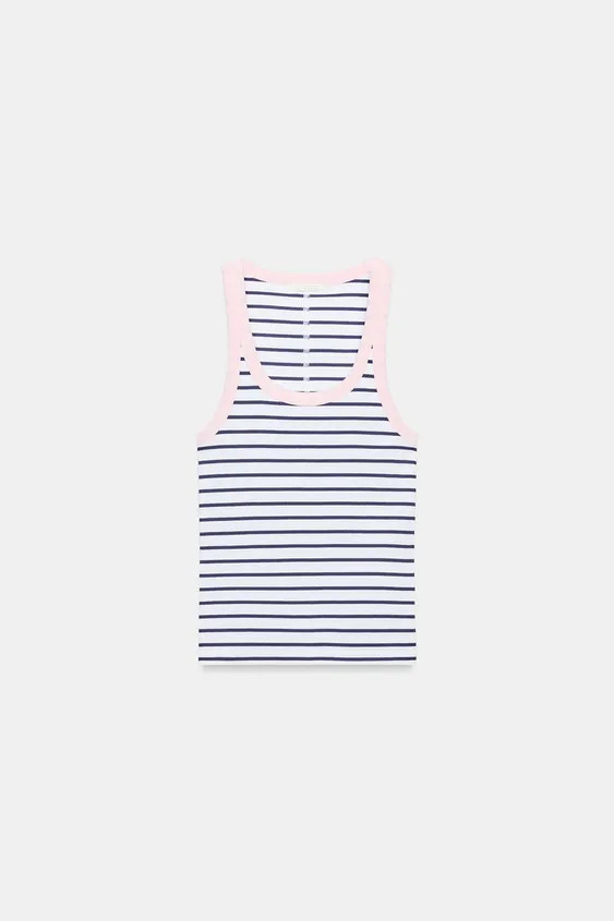 Model height: 170 cmTop made of a cotton blend yarn. Featuring a round neck, sleeveless design an... | Zara US