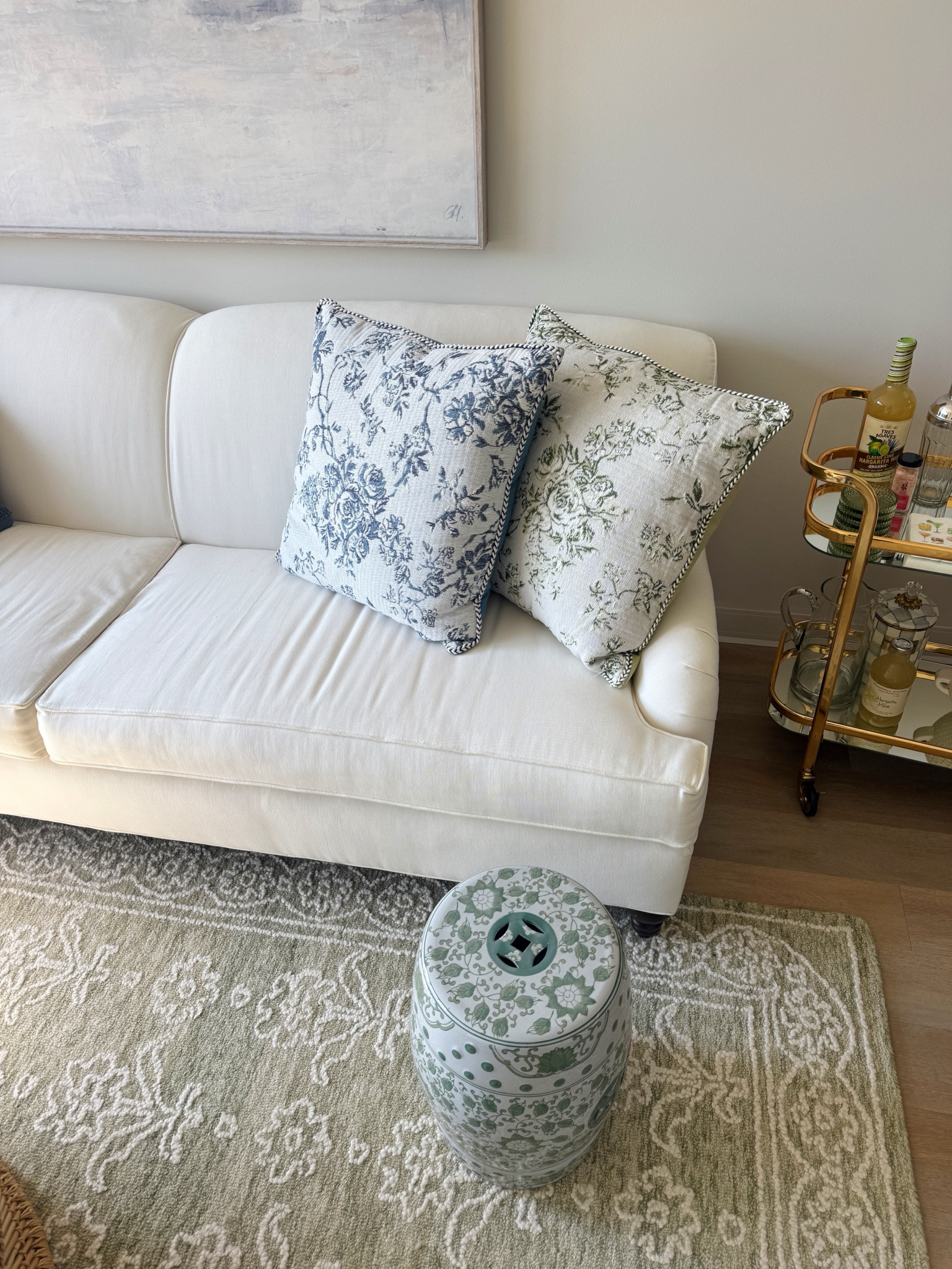 Some new pieces from Target for my spring apartment refresh! 