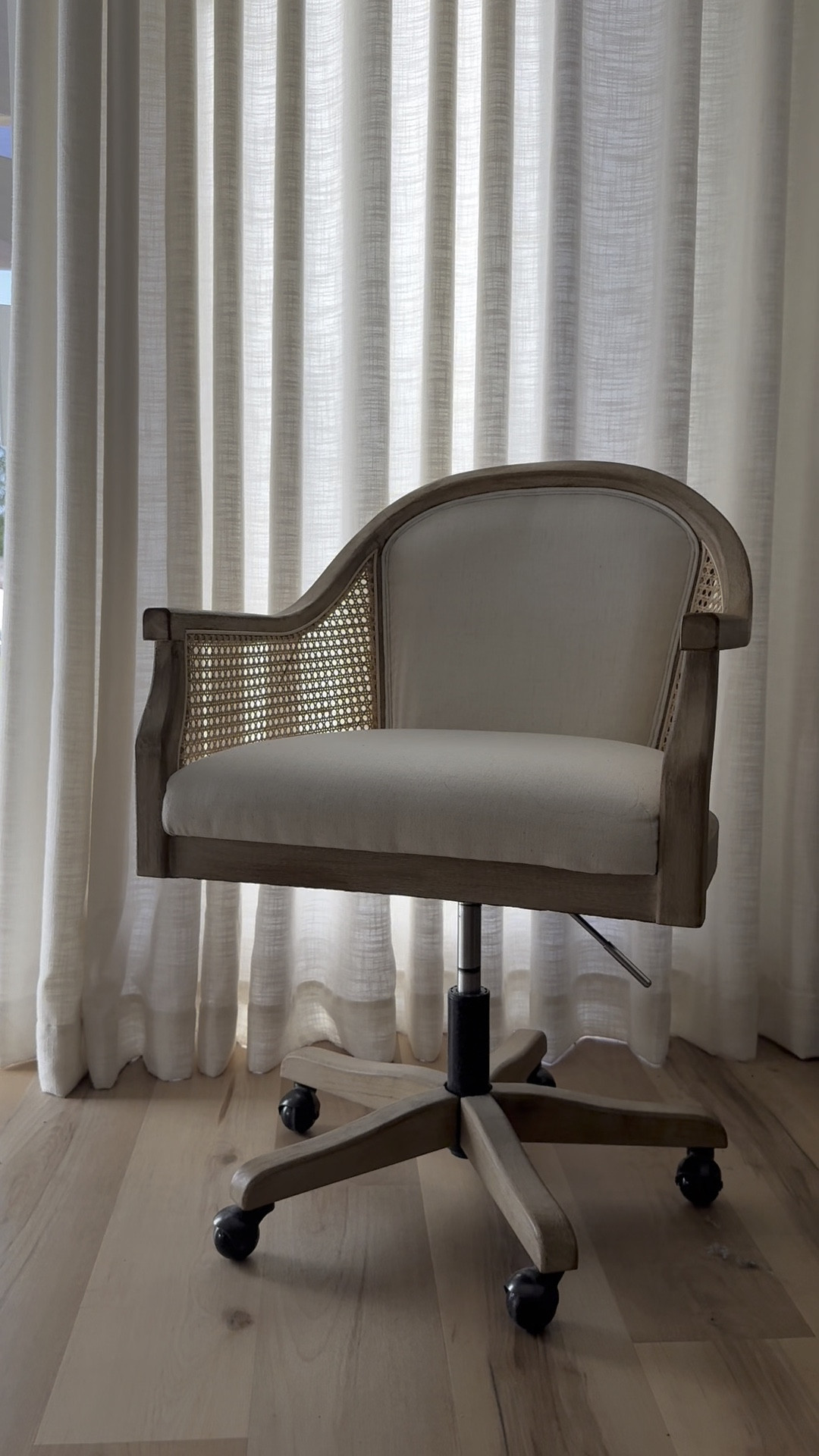 If I have to sit in a home office chair all day, this is the one I choose 😍

Not only is it super aesthetic, it swivels, it rolls, it’s gorgeous with wicker and wood accents plus it has the cushiest foam seat! 



#LTKHome #LTKWorkwear #LTKStyleTip