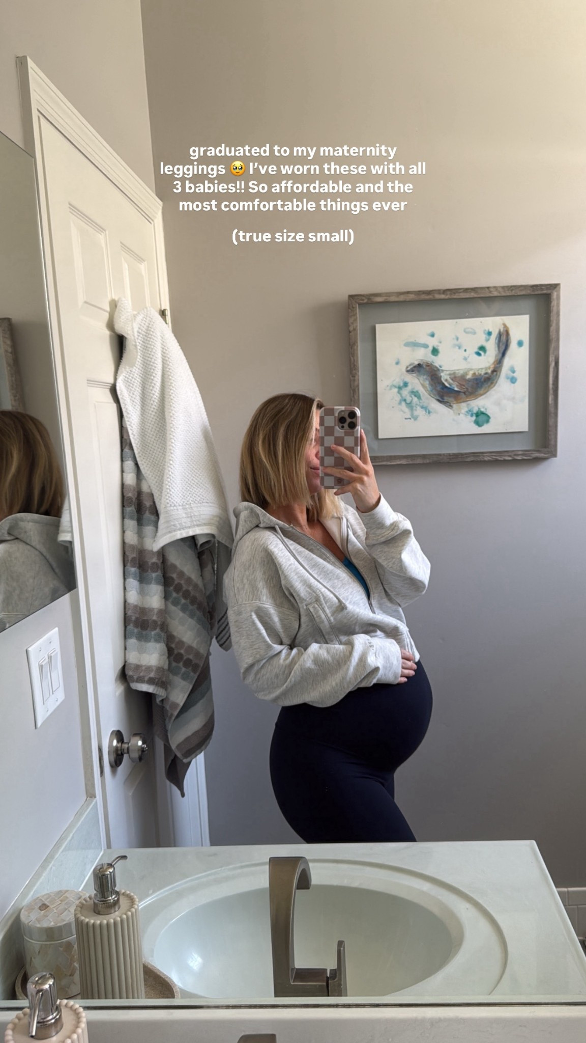Maternity leggings I live in!! 

#LTKBump #LTKPetite #LTKootd