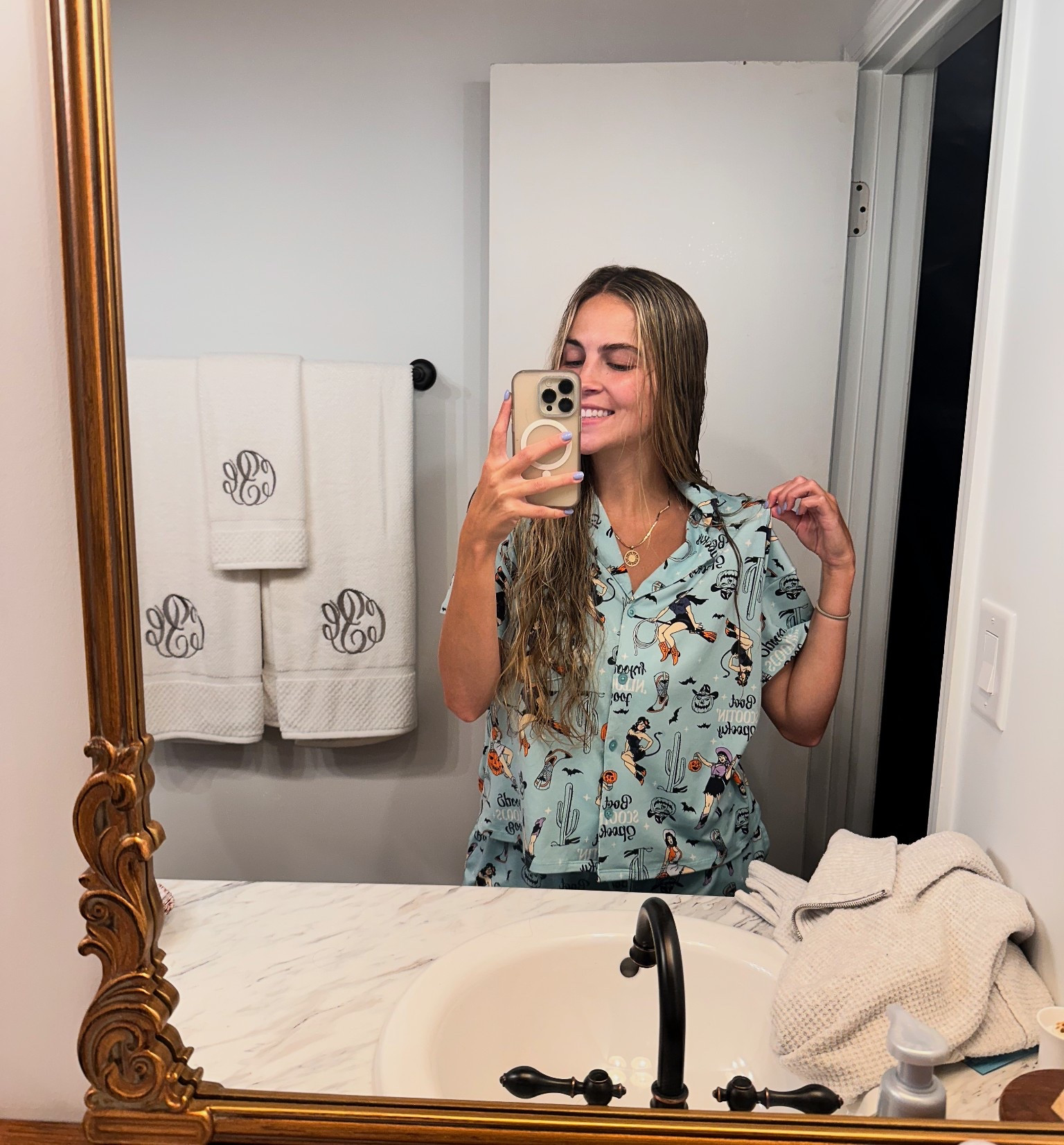 Cutest Halloween PJ’s

#LTKFallSale #LTKSeasonal #LTKHalloween