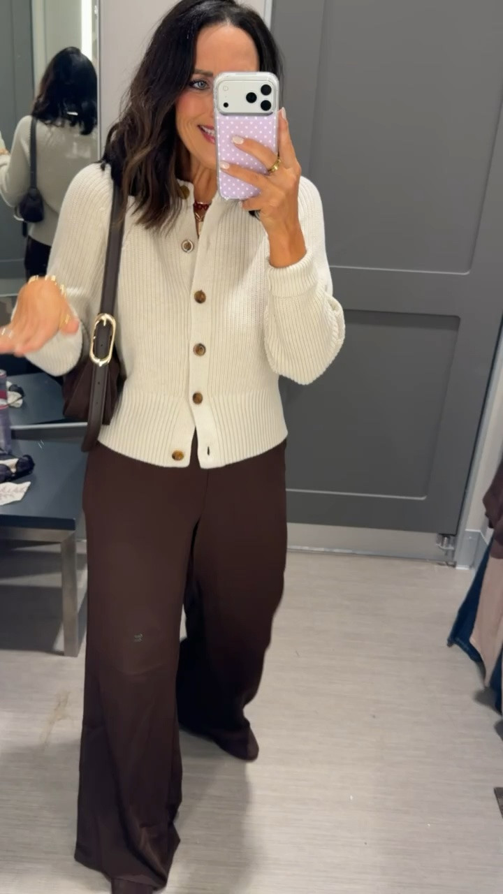 The classiest outfit for fall🤎

@Target

size small/xs