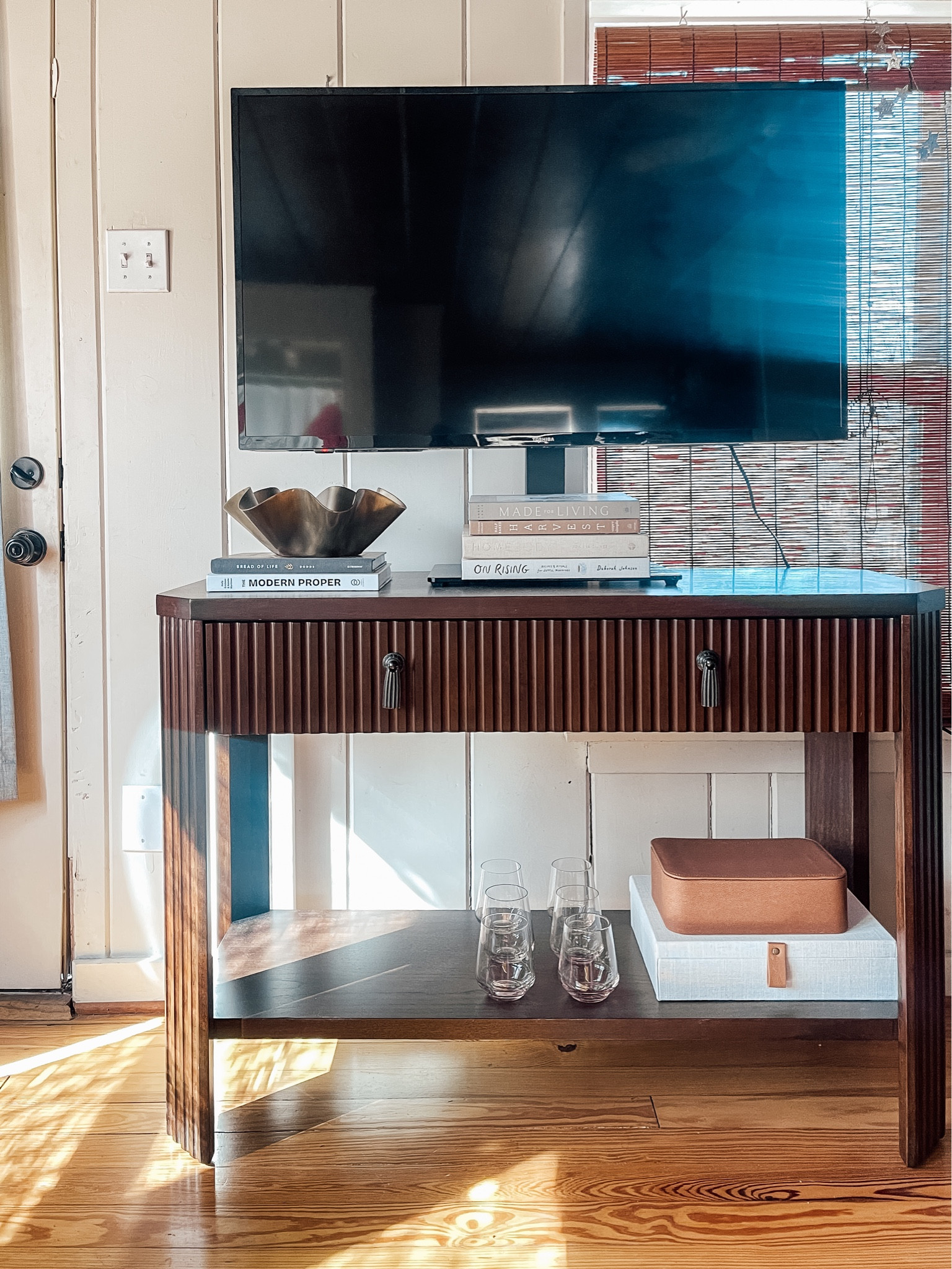 I’ve been on the hunt for the right console table for my tiny 450 sq foot garage apartment, specifically something that would help the TV stand disappear a bit. This Studio McGee for Target table has been the perfect thing to elevate this space and it’s been fun to style with stuff I had on hand and sprinkle in some new spring finds from target! 

#LTKstyletip #LTKhome #LTKMostLoved