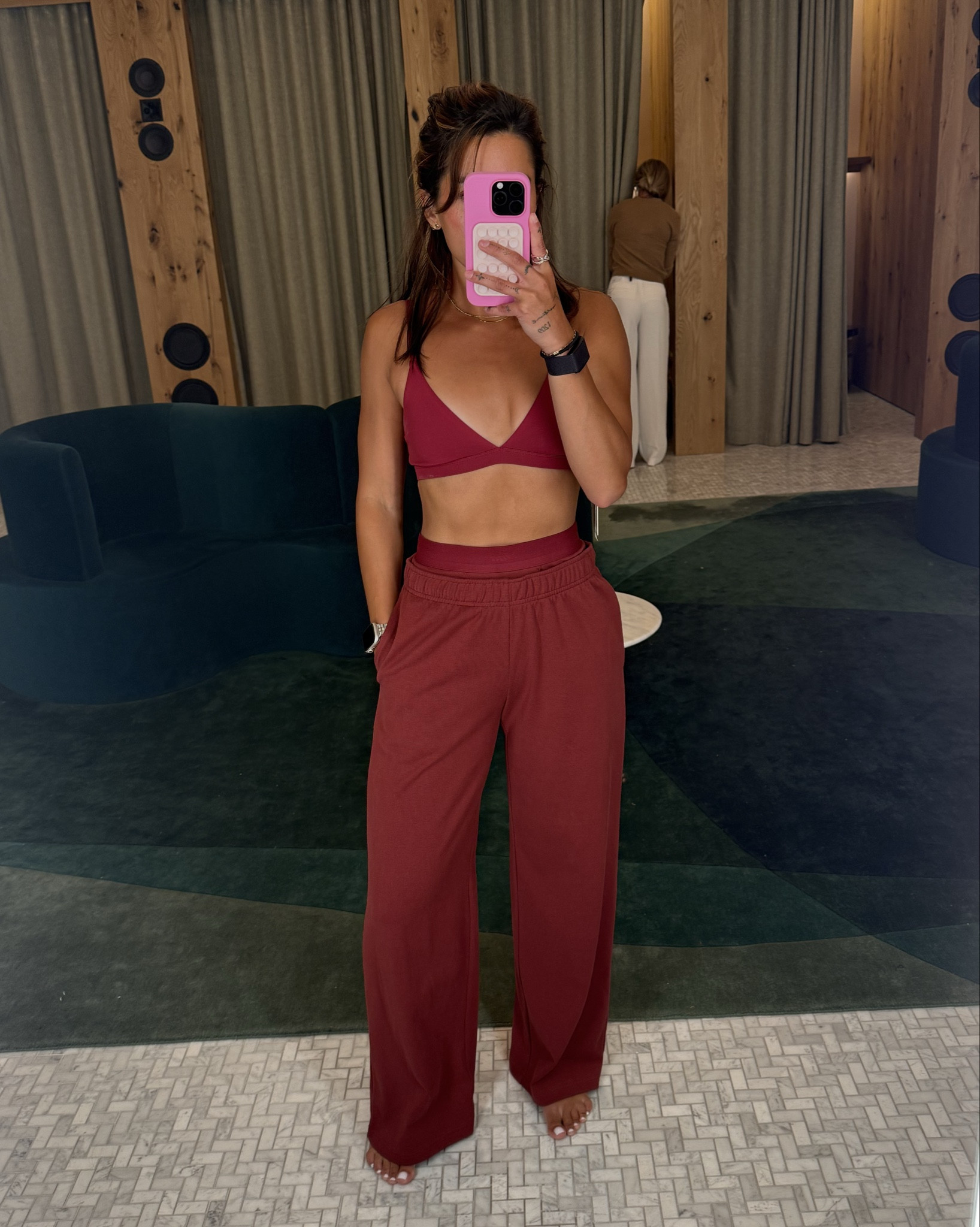 almost got the brown sweat pants but saw these loose mighty cotton playmaker pants that had a double waist band and I’m obsessed. They are loose / but not too baggy. And the double waistband is fun yet different. So comfy so cozy and got the matching bralette to match. 

Bottoms : XS 
Top: XXS

#LTKloungewear 

#LTKActive #LTKFindsUnder100
