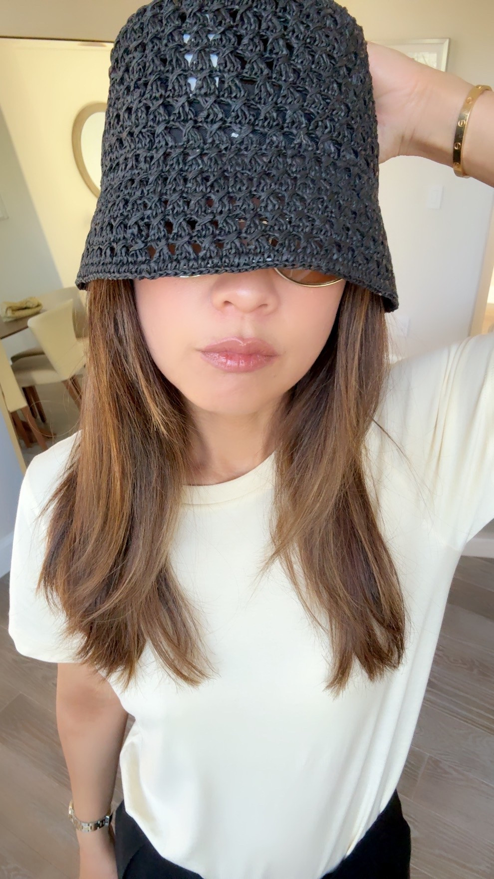 COS black straw bucket hat and light yellow crew neck t-shirtt

#LTKSeasonal #LTKStyleTip