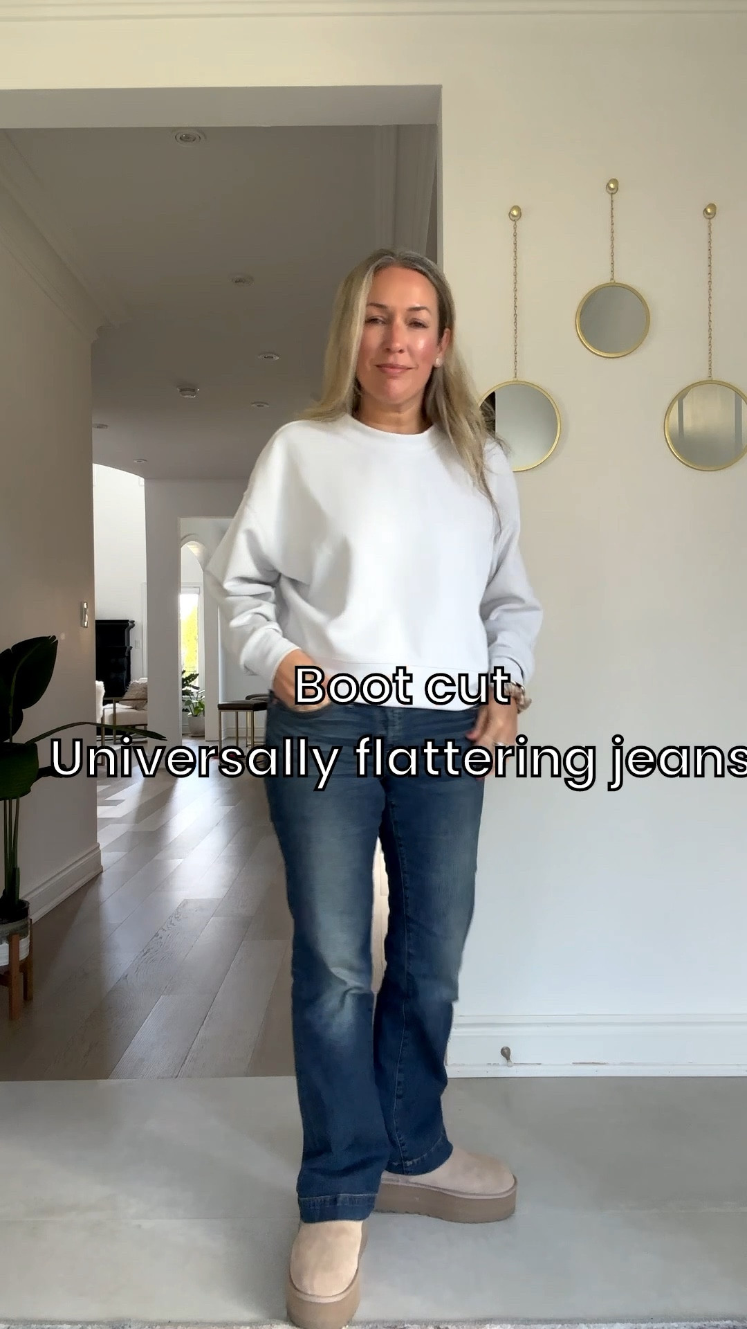 Boot cut jeans with a low rise that doesn’t fall like they used to. Modern low rise ! Wearing size 29  

#LTKfall #LTKcanada #LTKjeans