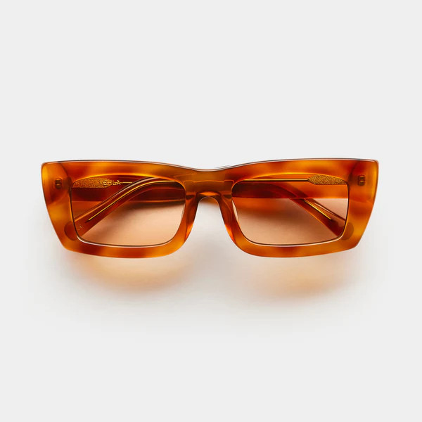 Florence - Honey Tort/Cinnamon



Rated 5.0 out of 5







2 Reviews
Based on 2 reviews | Vehla Eyewear (US, AU, UK)