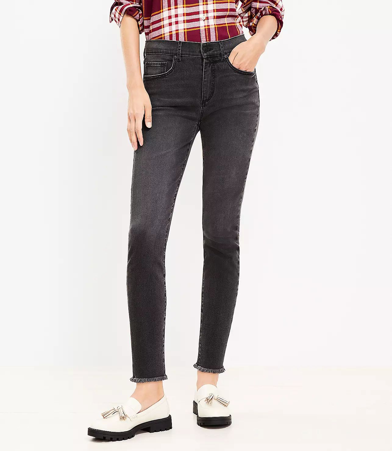 Frayed Mid Rise Skinny Jeans in Washed Black Wash | LOFT
