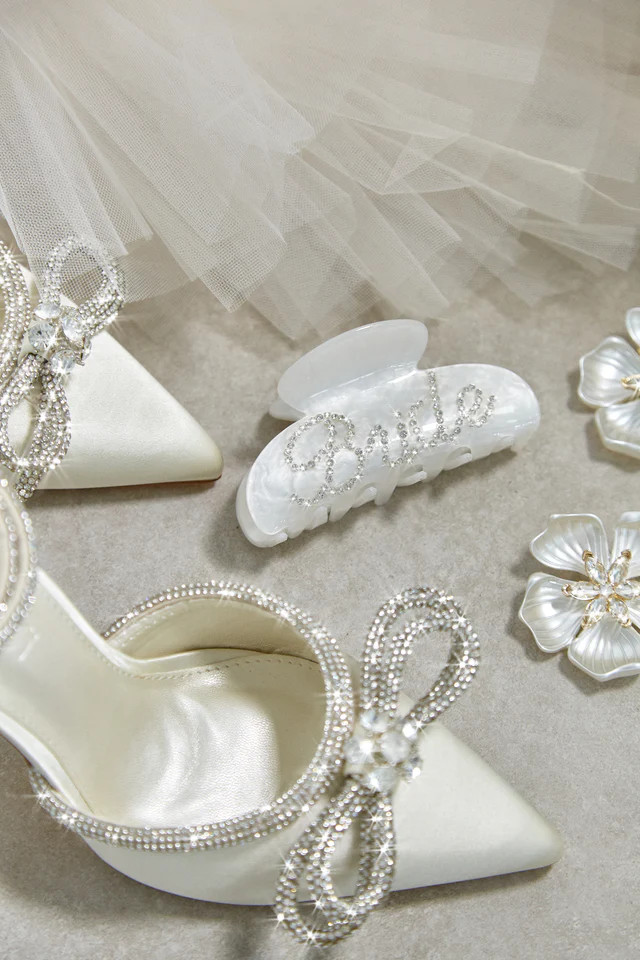Miss Lola | Special Day White Embellished Hair Clip | MISS LOLA