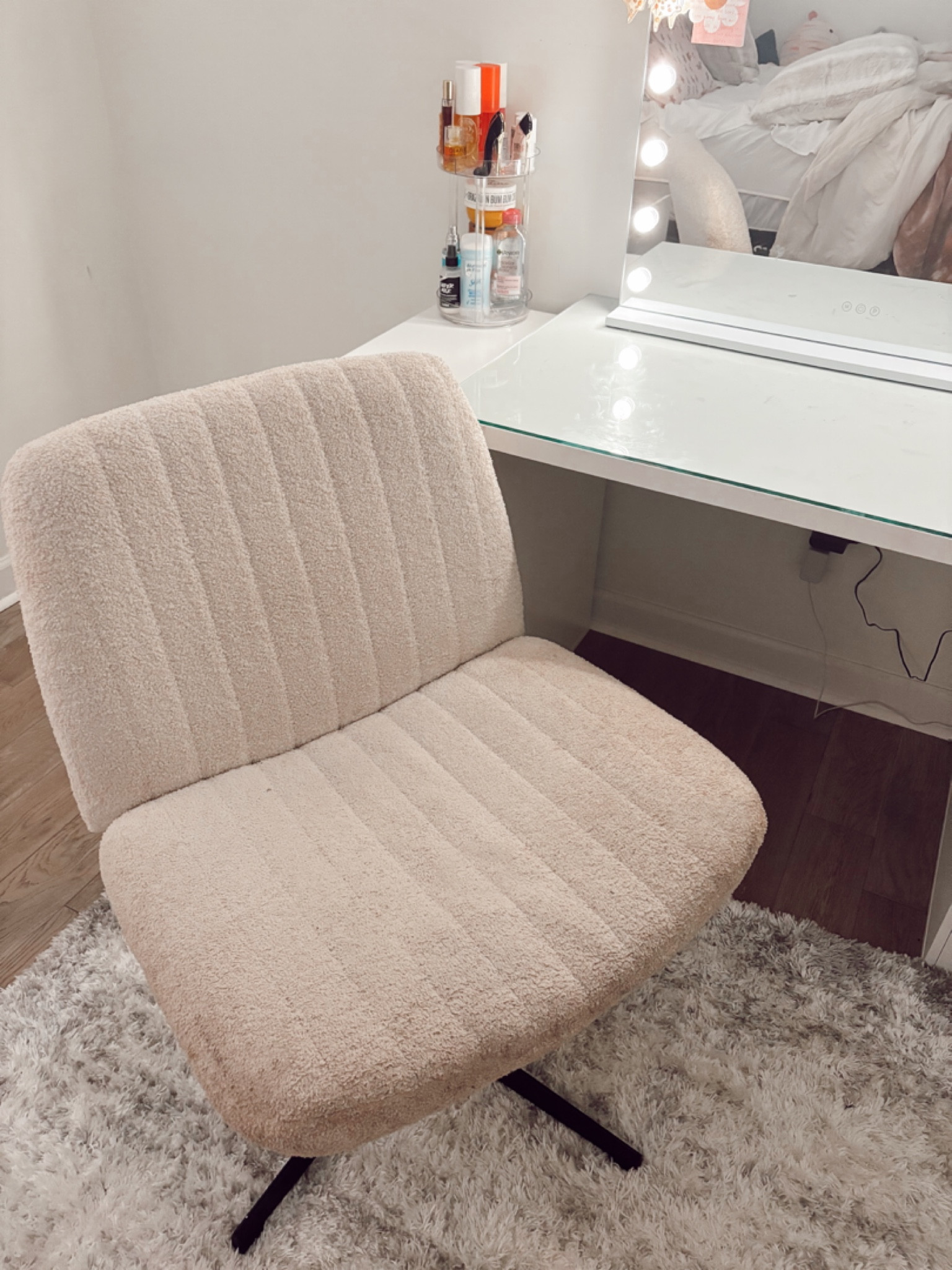 LOVEE this chair!!!

#LTKHome #LTKFindsUnder100