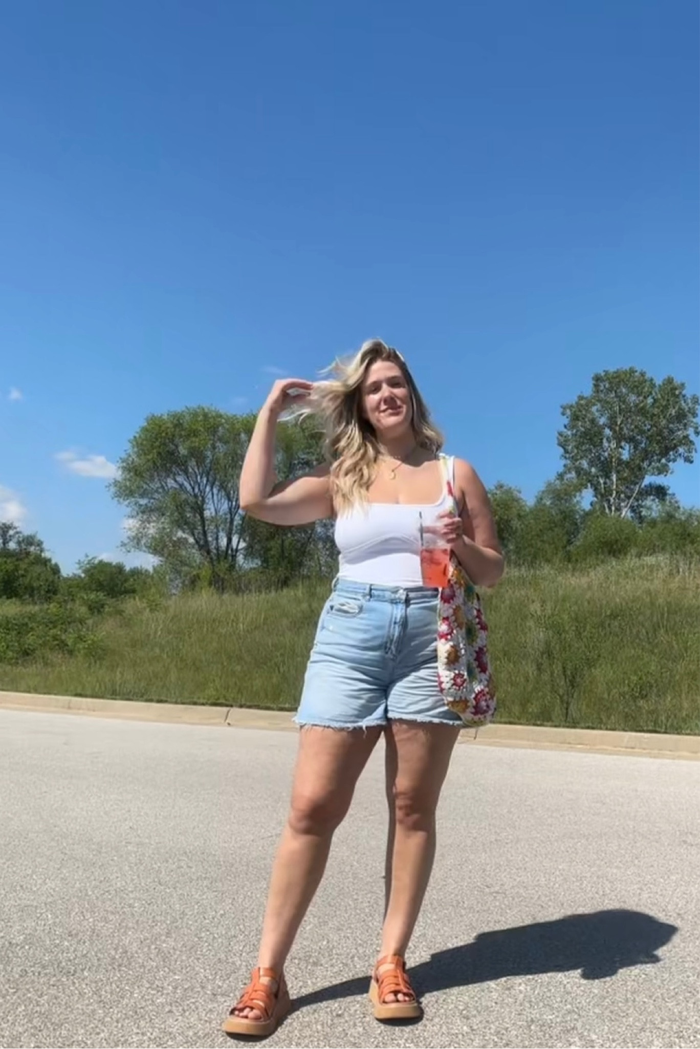 Finally found the perfect pair of denim mom shorts! They’re long enough to stop chub rub and are the perfect high waisted fit. I’m obsessed! 😍 


#LTKFind #LTKunder50 #LTKstyletip