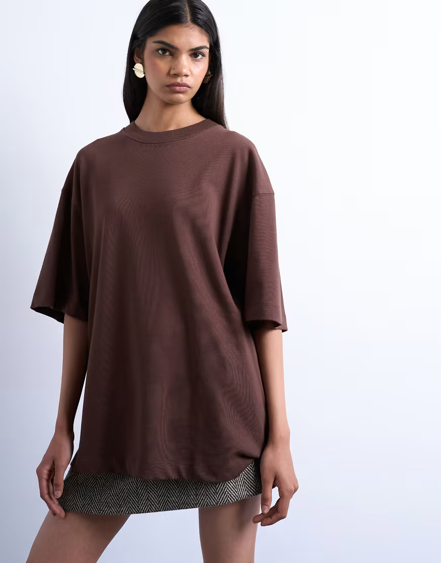 Topshop oversized dropped shoulders tee in brown | ASOS (Global)